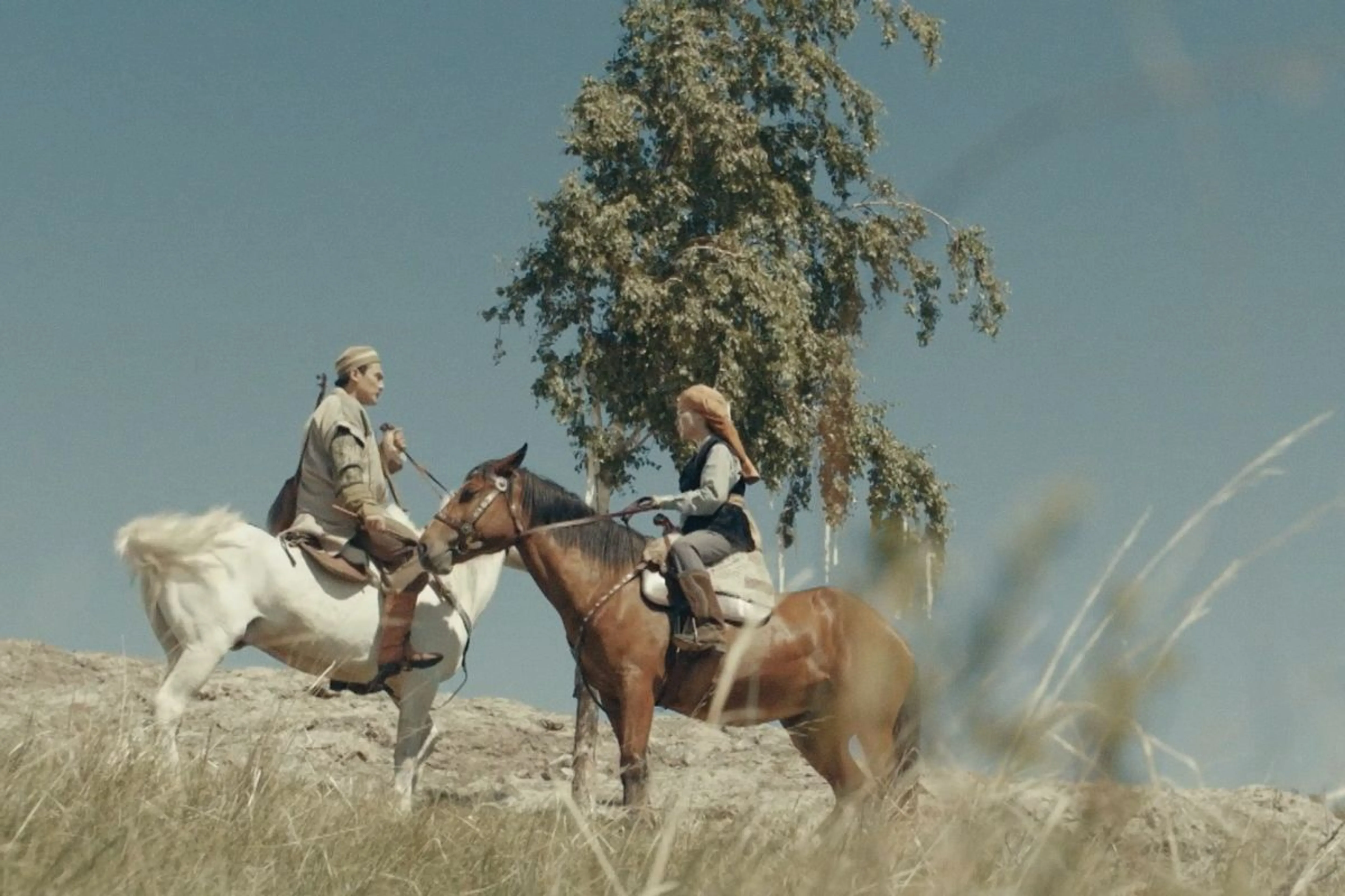 Кадр из сериала “Естай мен Қорлан”