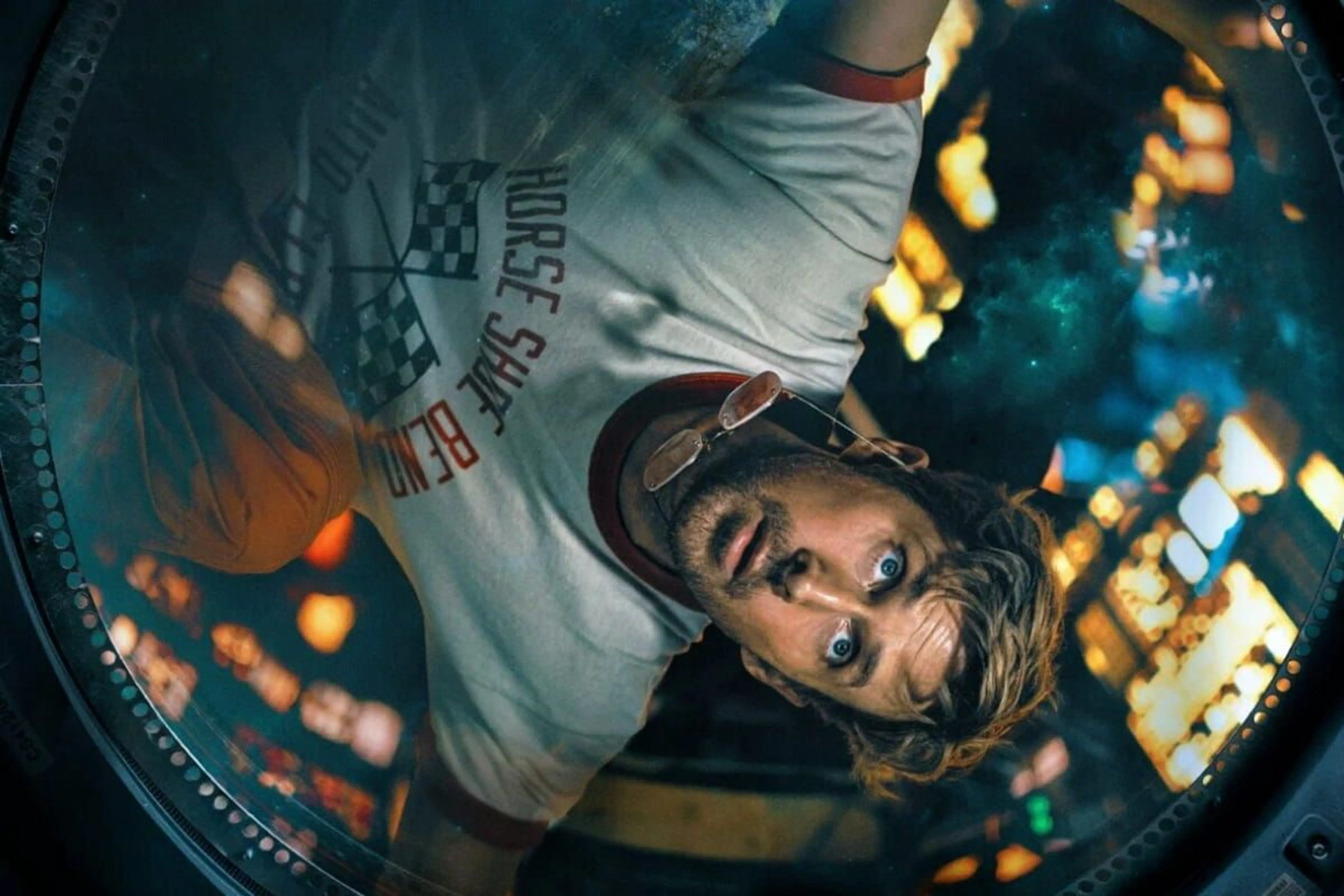 Кадр из трейлера “Проект “Конец света”"