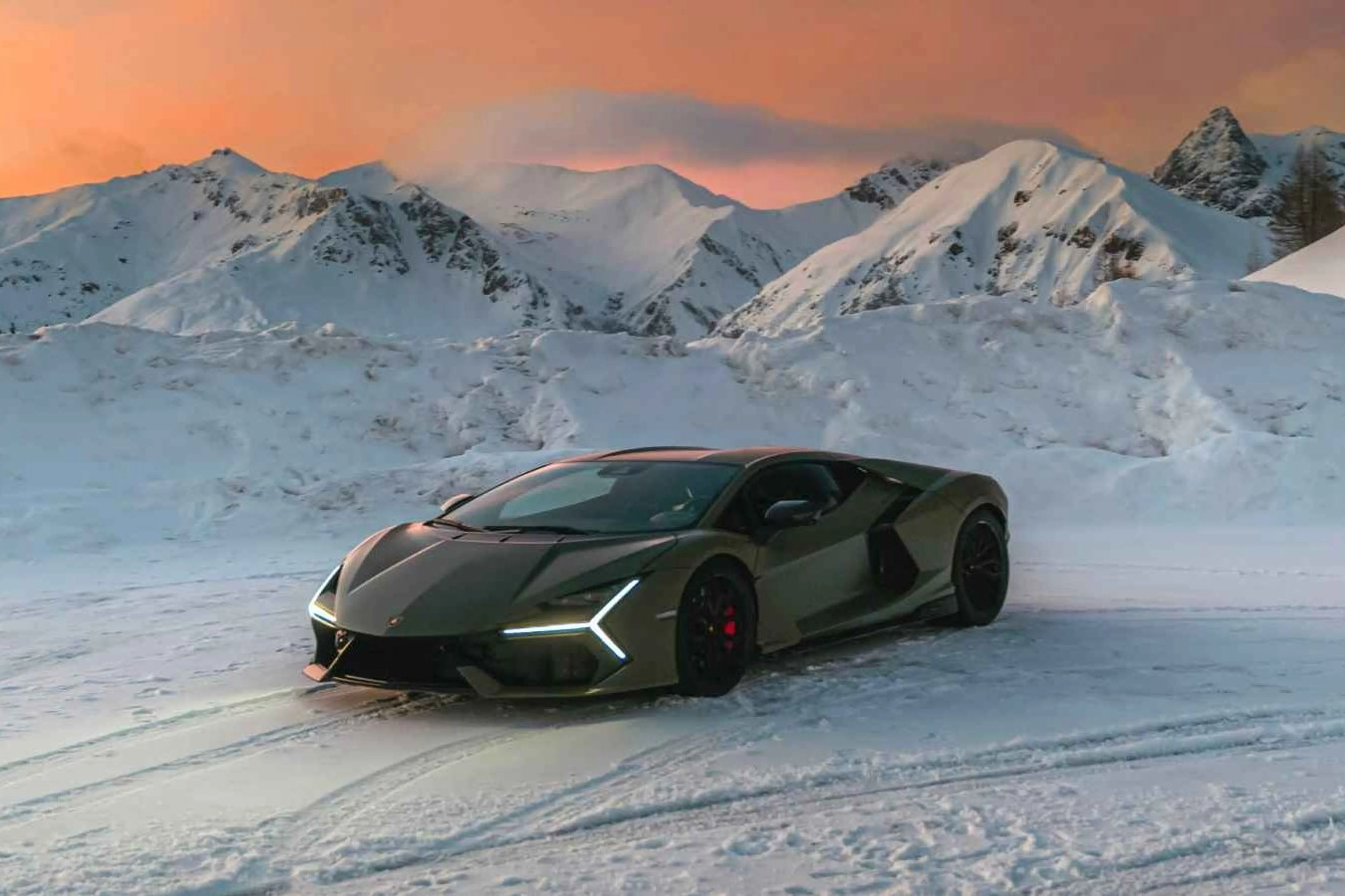 Lamborghini достигла рекордных продаж в 2024 году