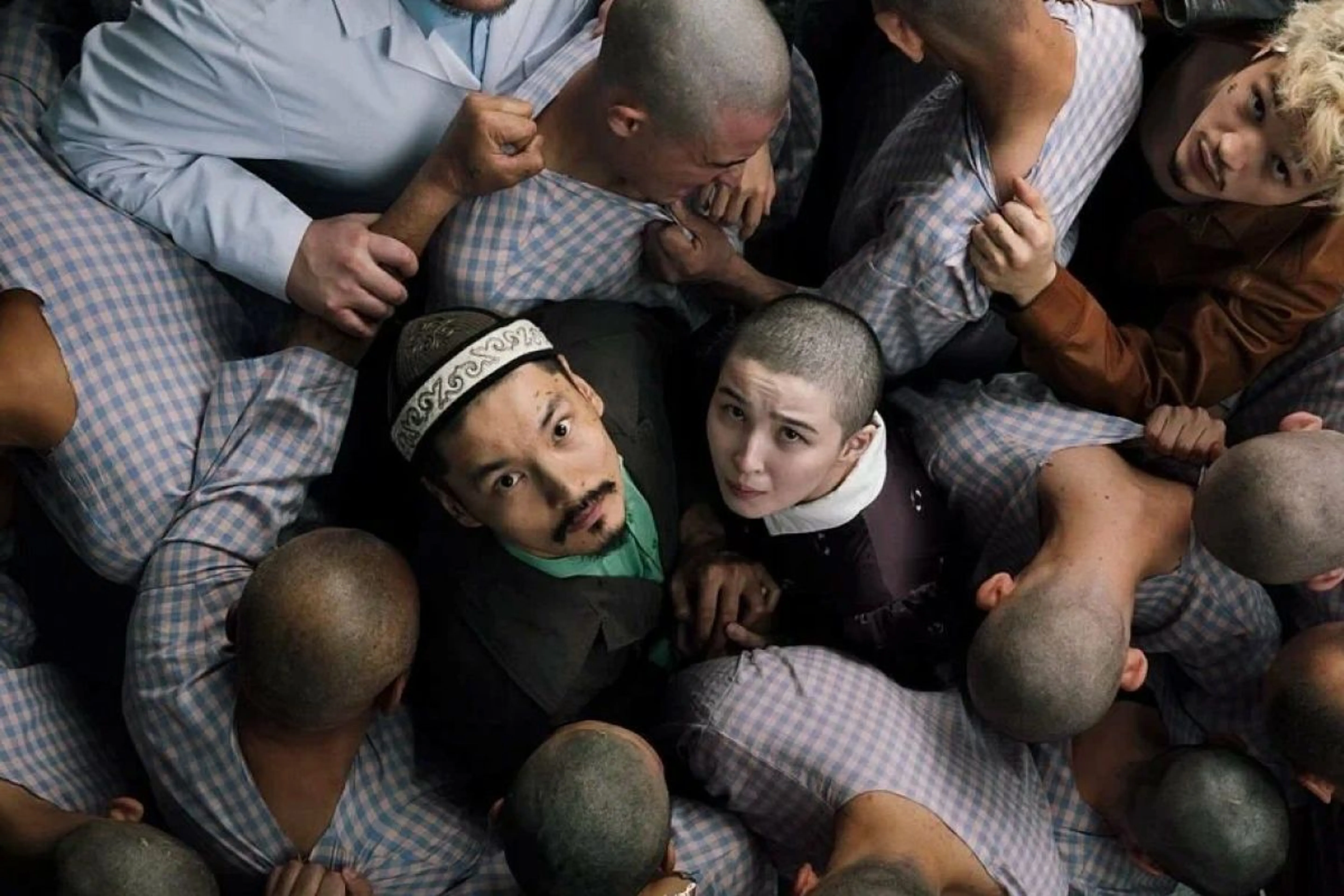 Кадр: "Ауру"