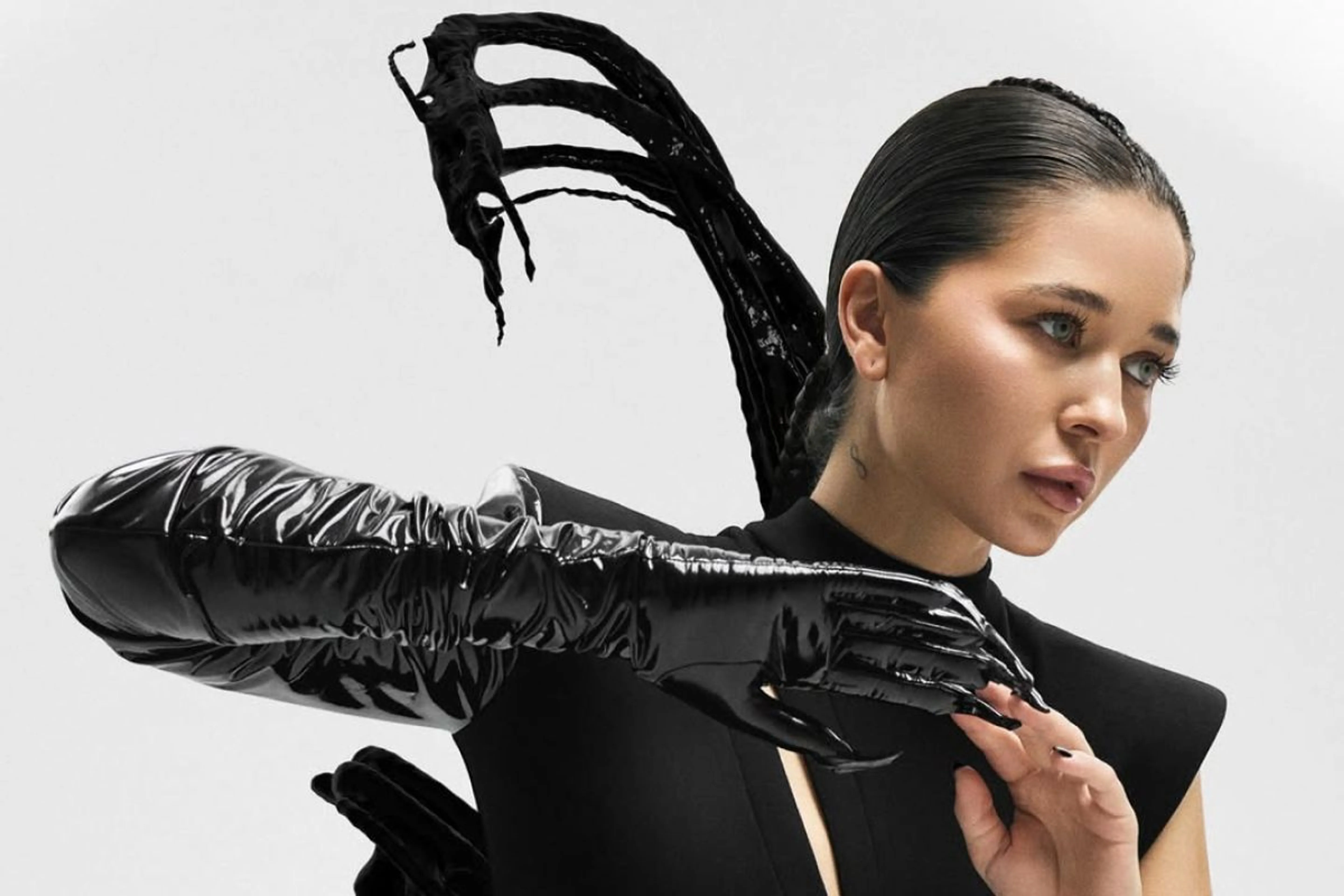 Instagram / fashion_beauty_days_kz