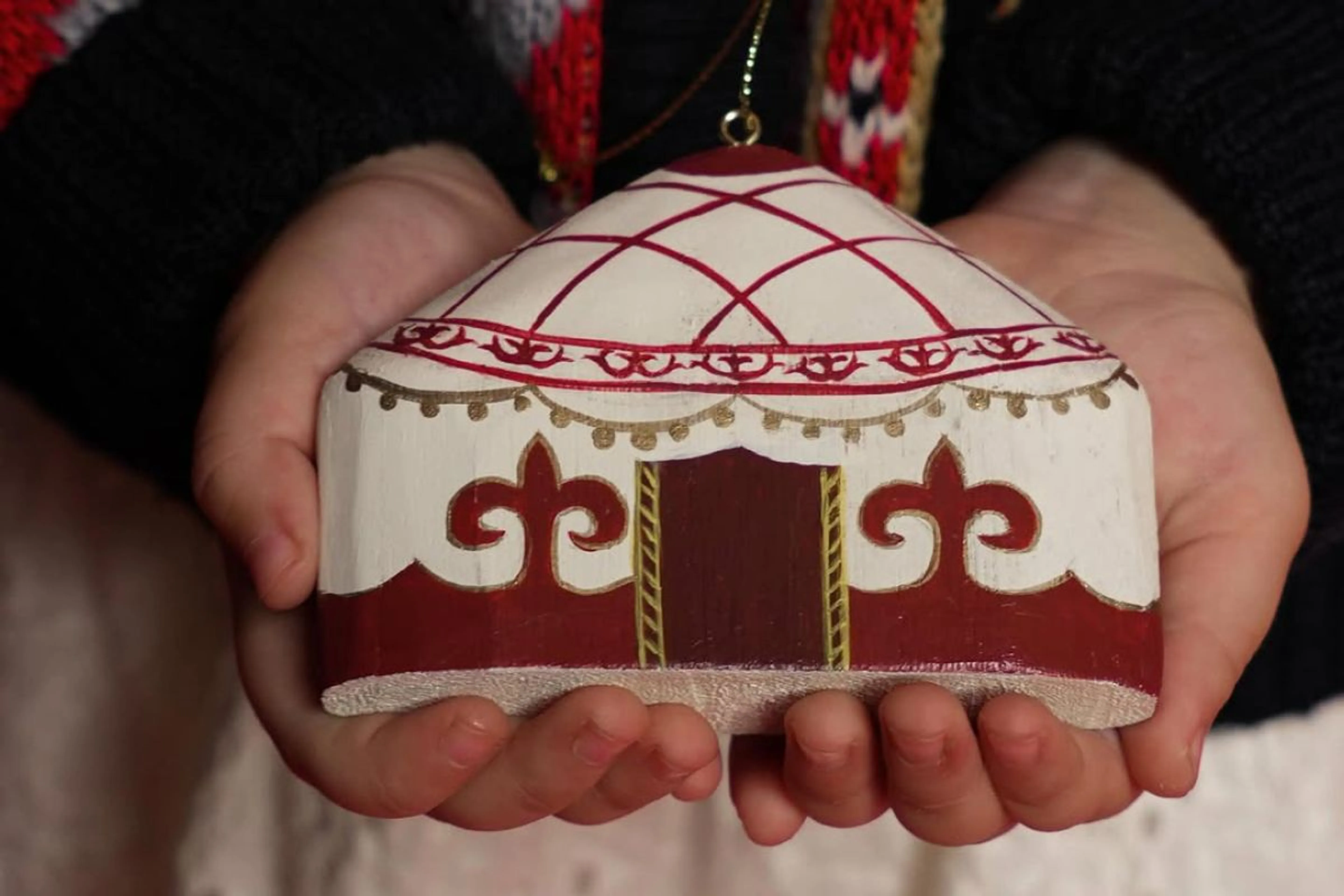 Instagram / kaidarova.ethnic