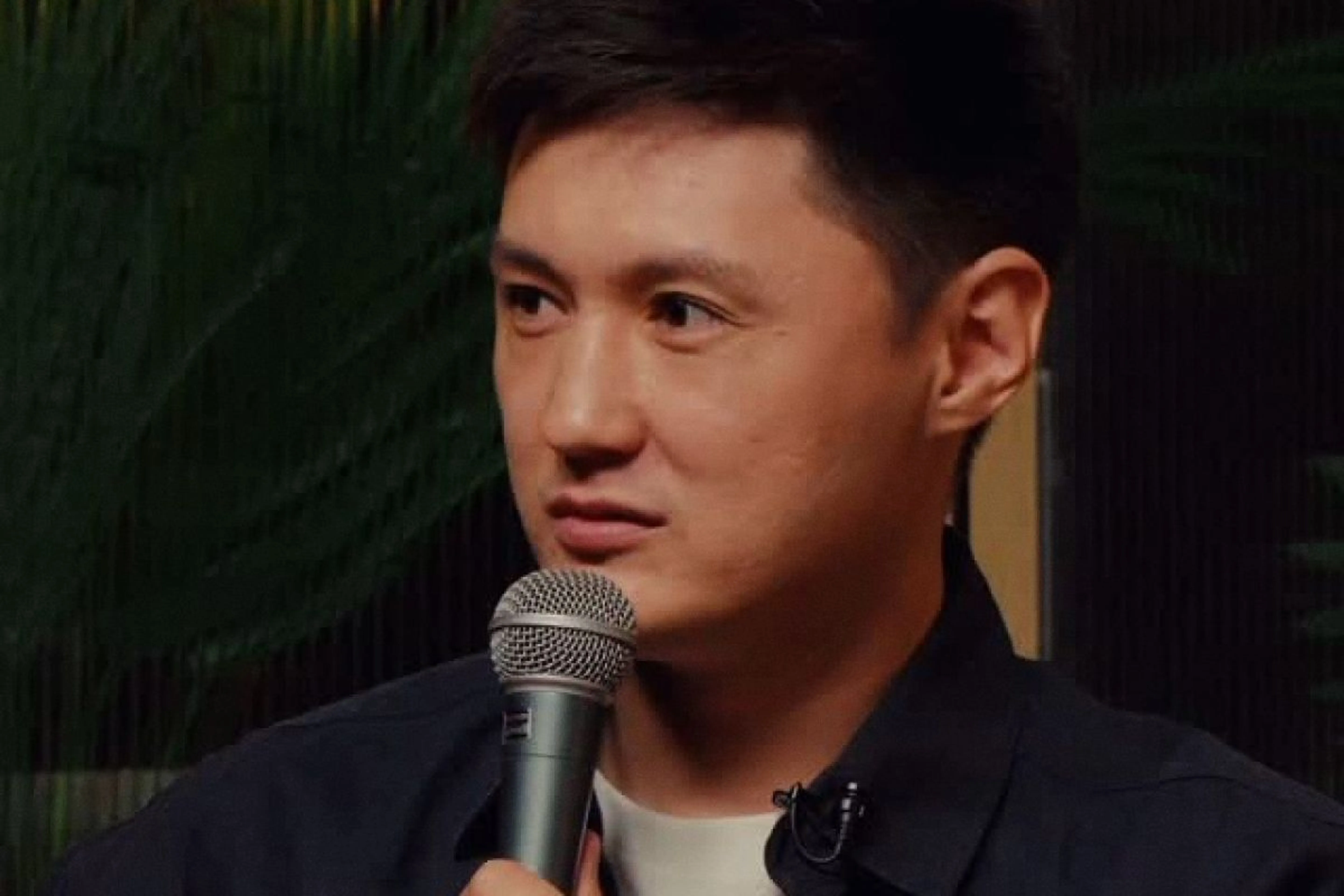 Instagram / central.standup.almaty