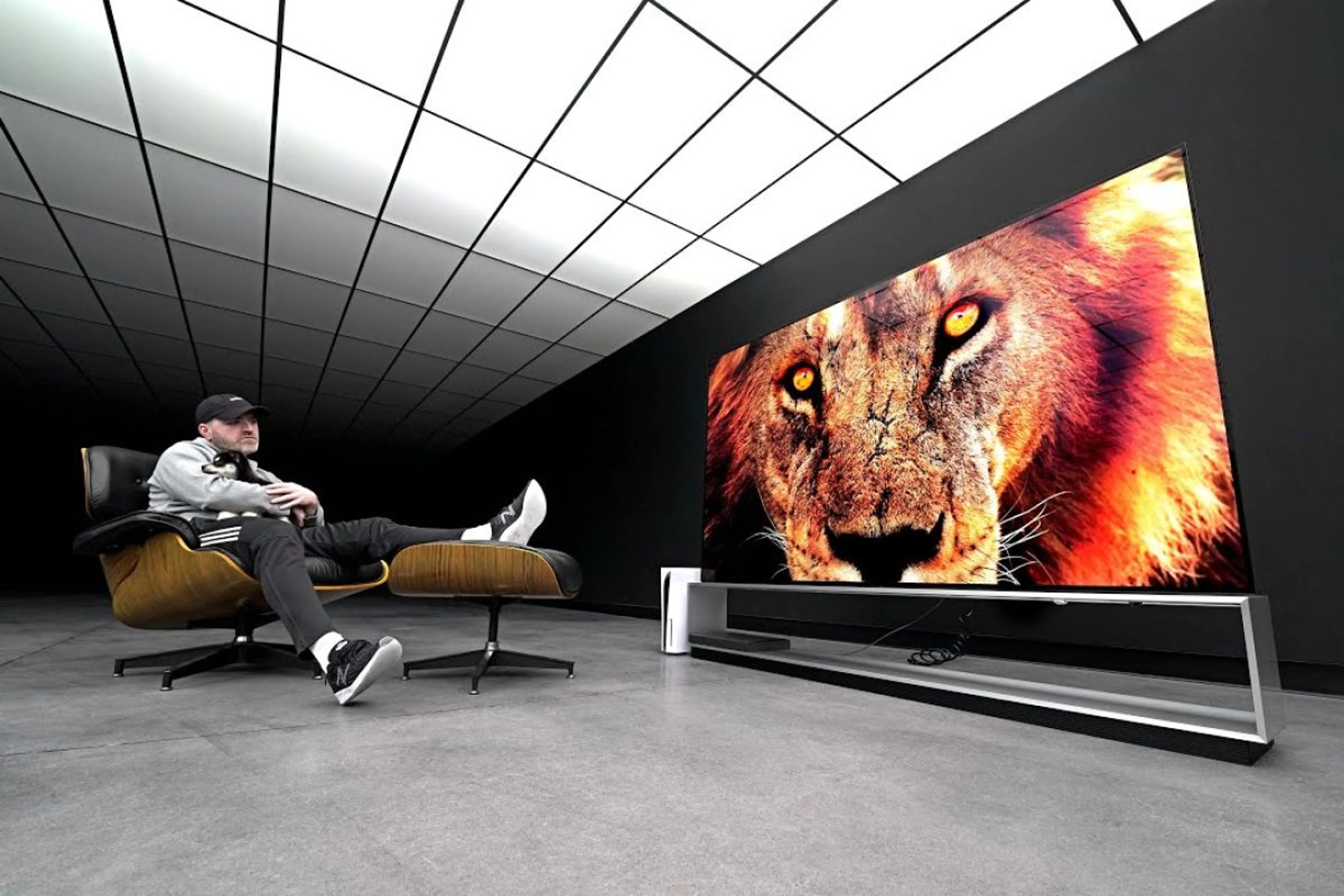 Youtube / unboxtherapy