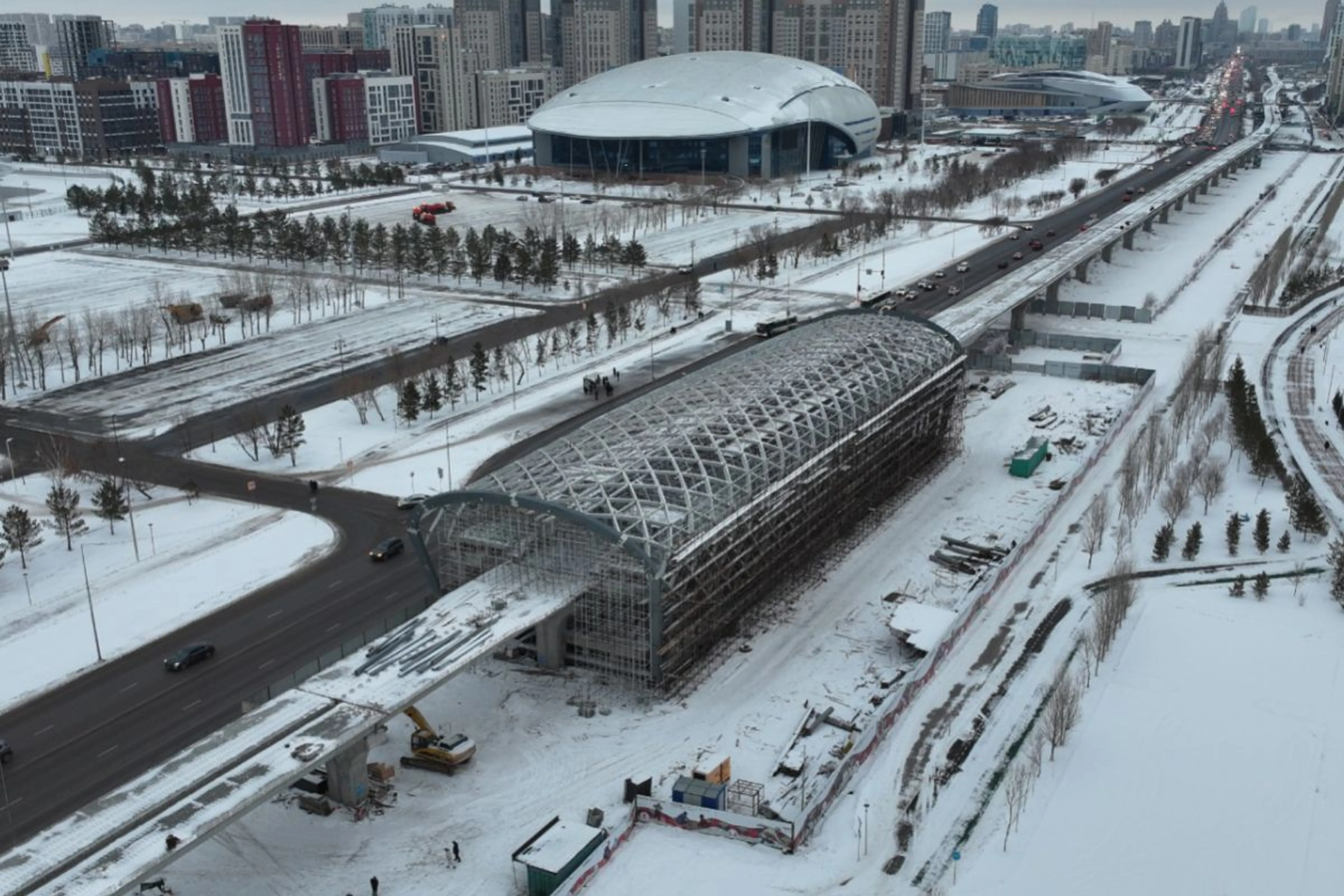 В Астане закончили строить основные конструкции станций LRT