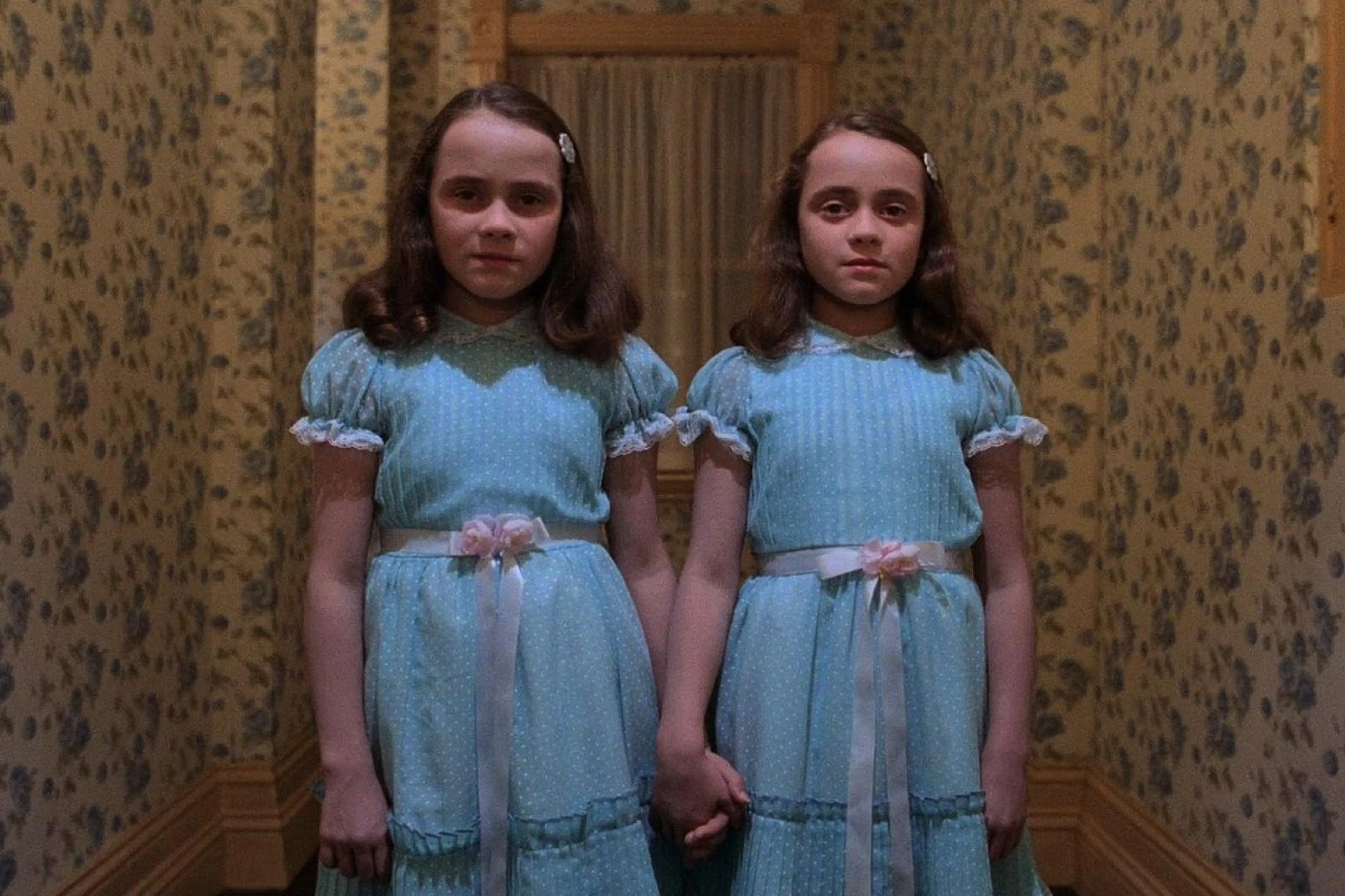 Кадр из фильма “Сияние”&nbsp;