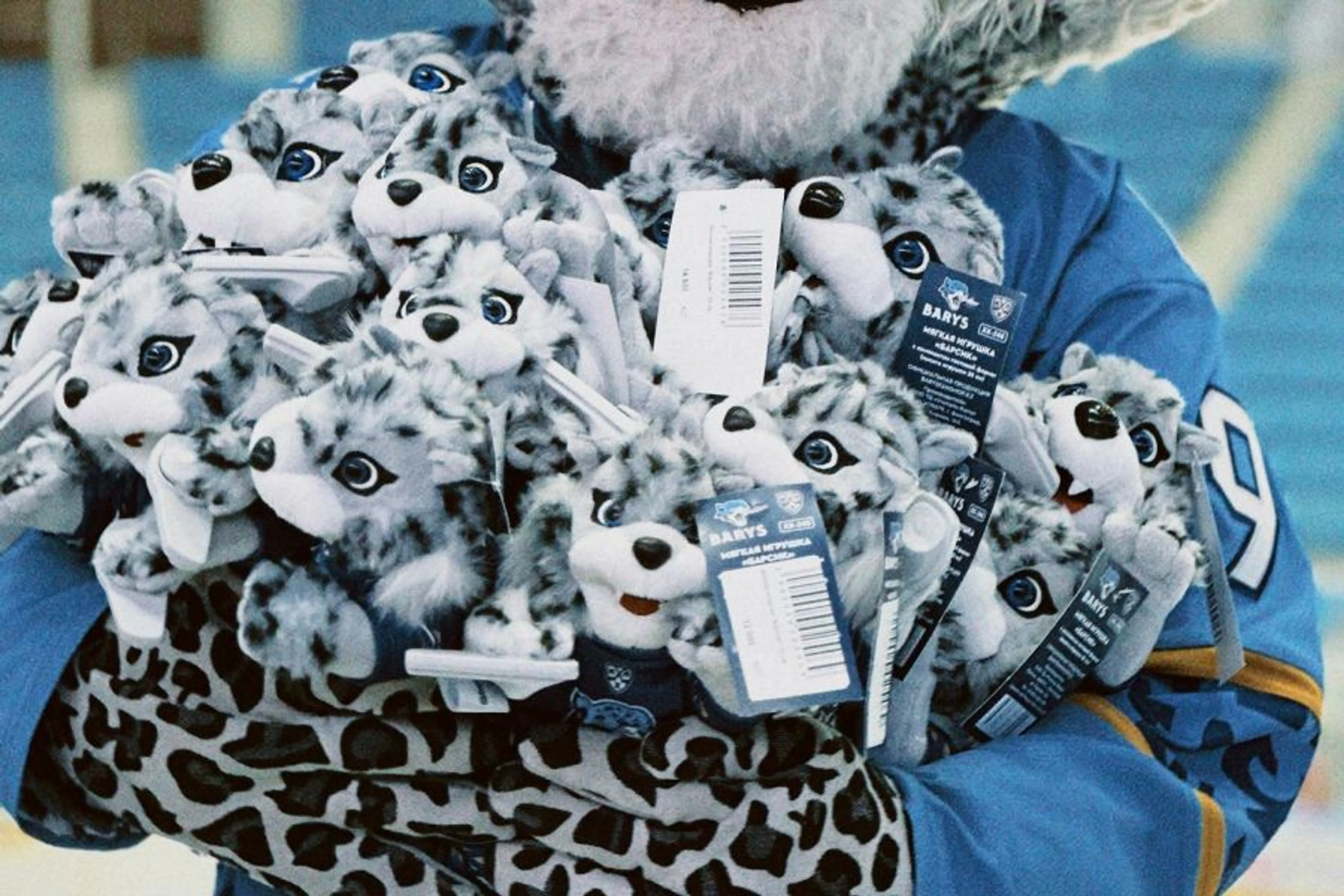 Instagram / barys_official