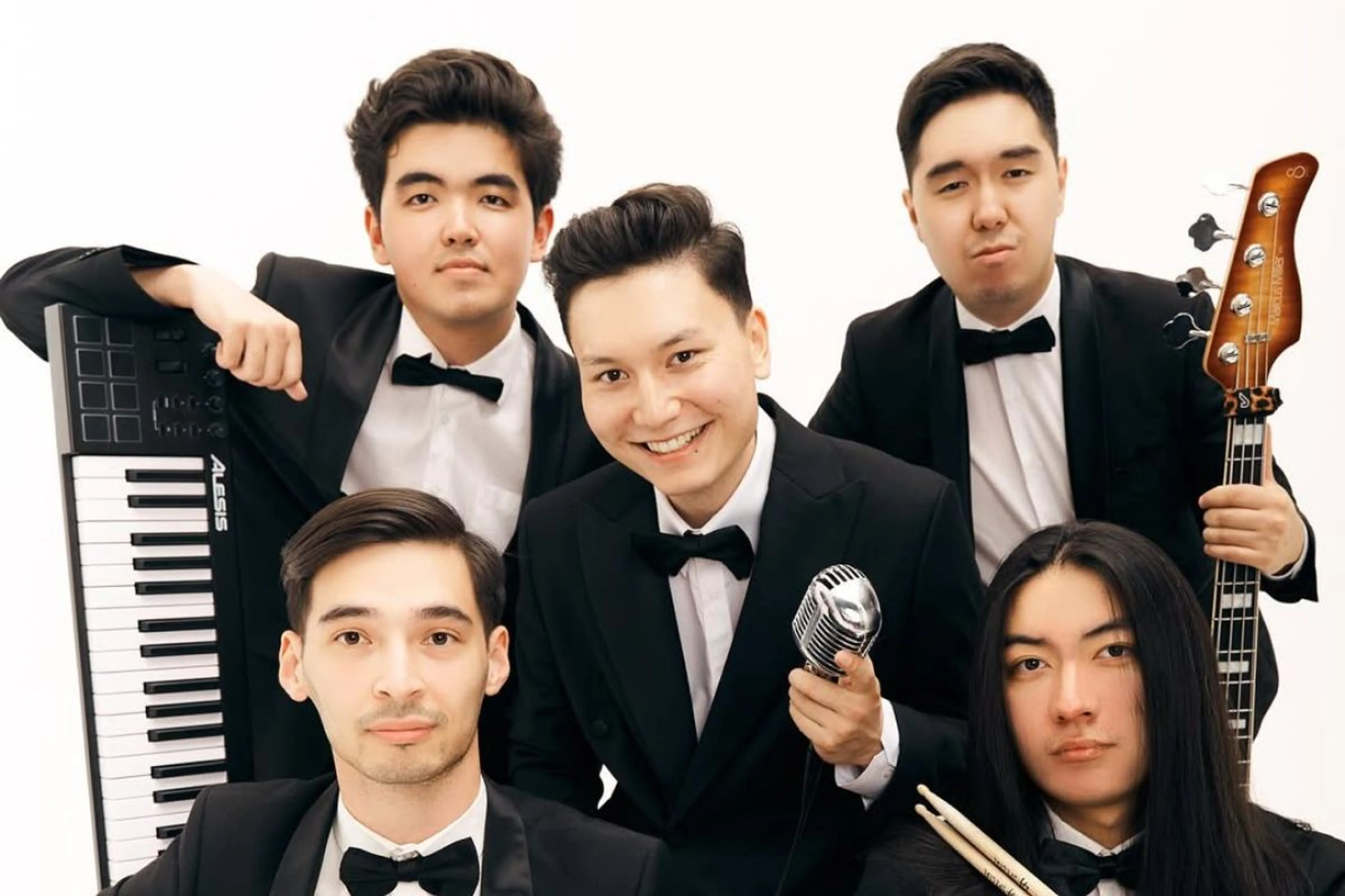 Instagram / aslanbimusic