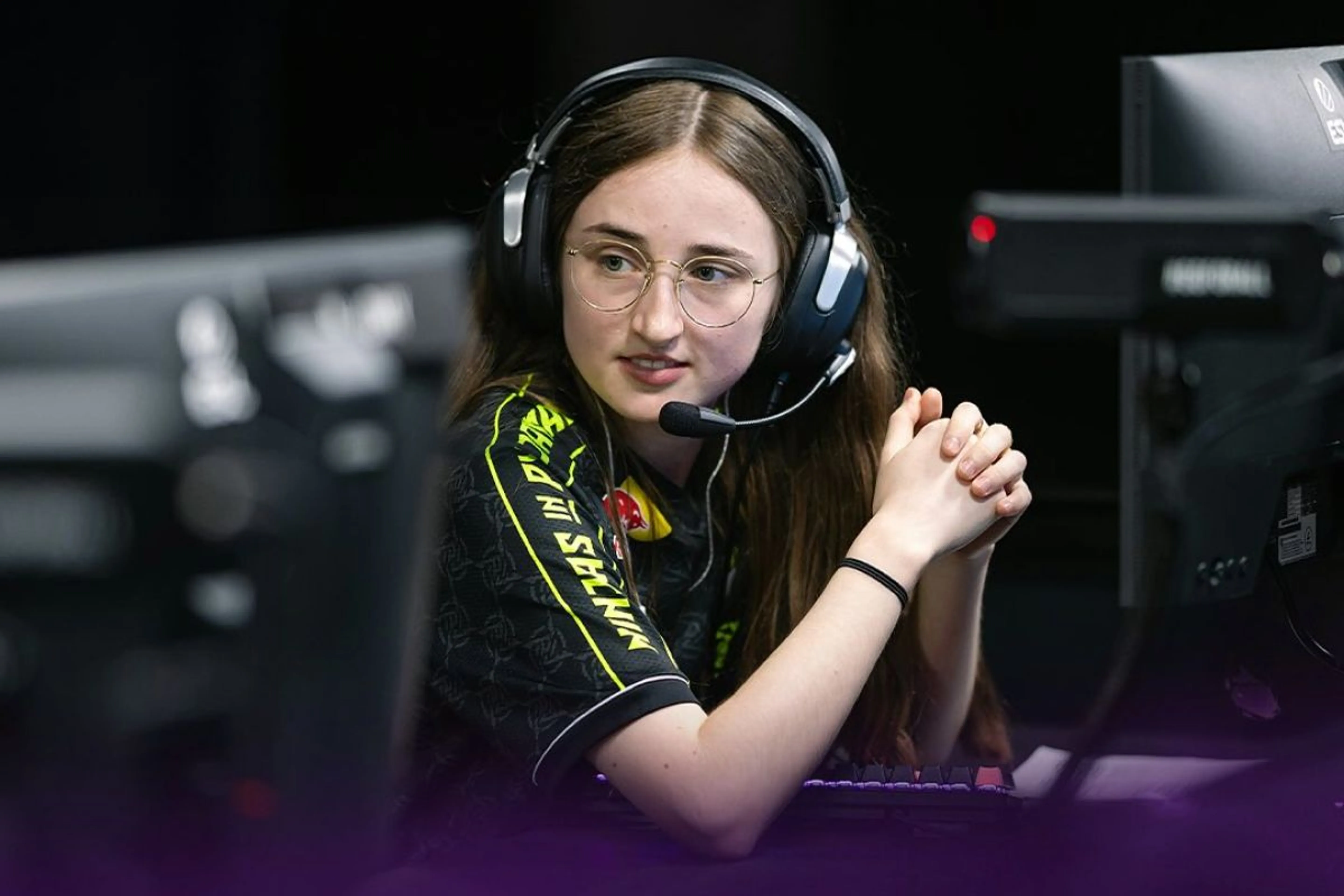 Instagram / femaleproleague