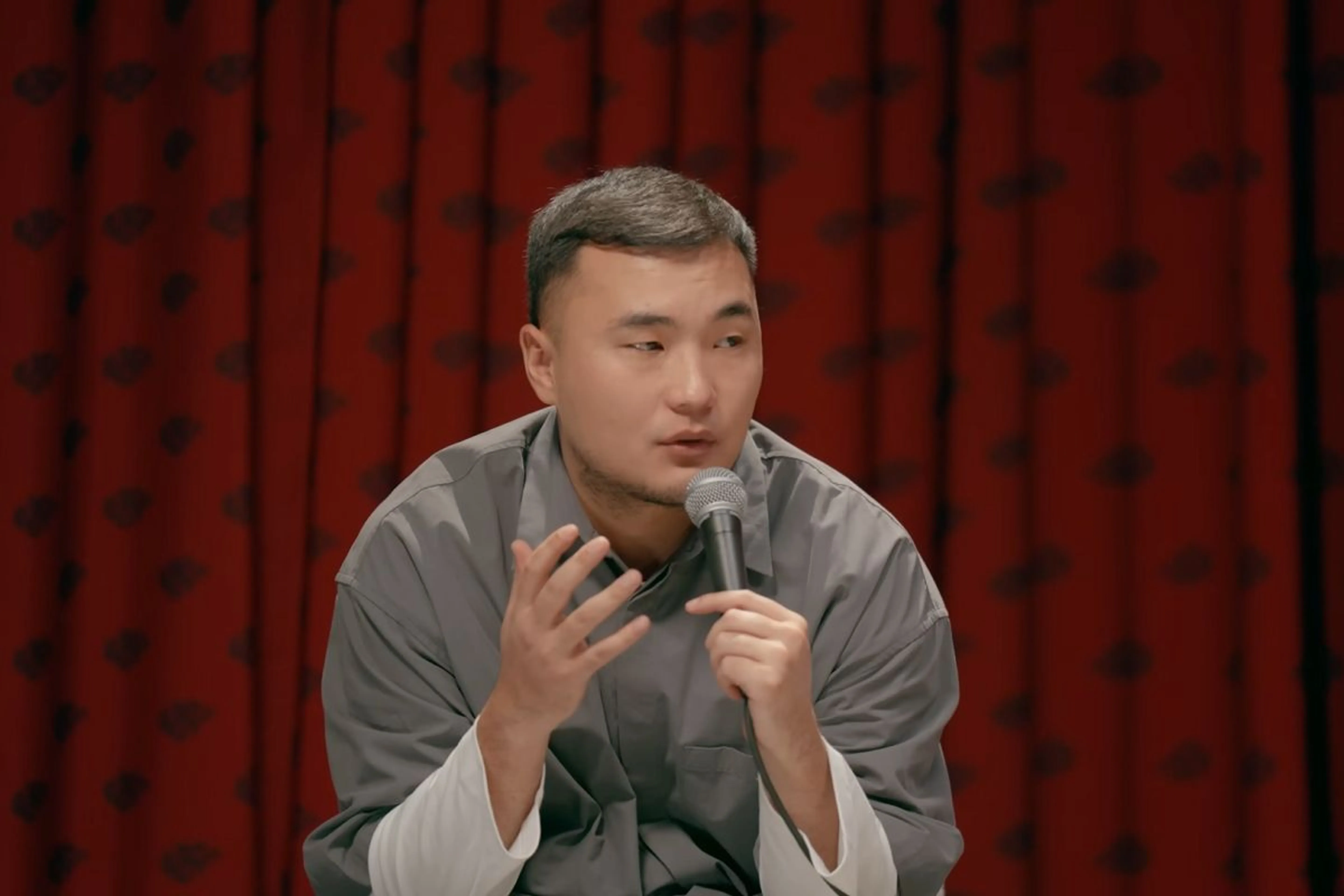 Youtube / ainashows&nbsp;