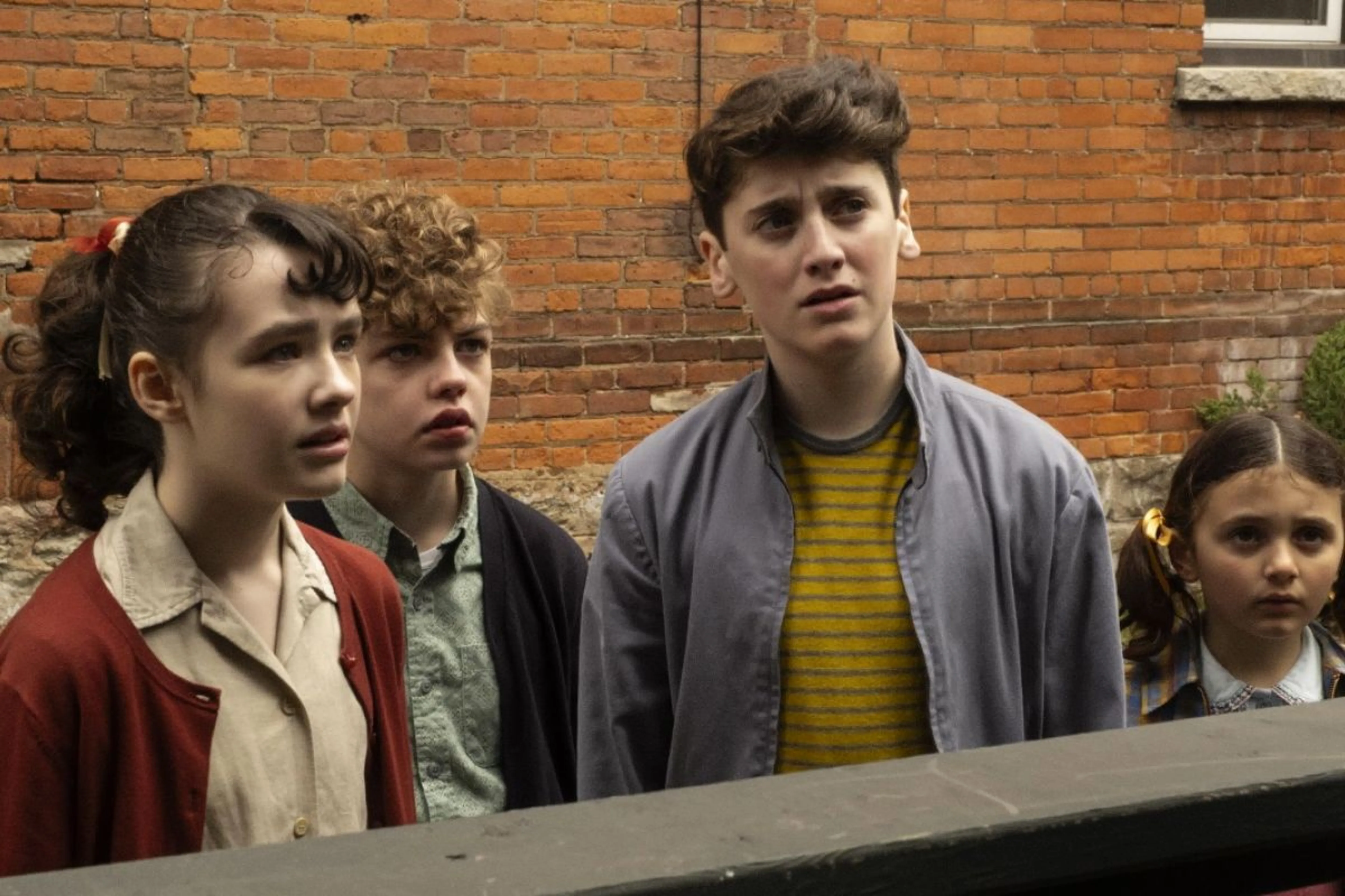 Кадр из сериала “Оно: Добро пожаловать в Дерри”&nbsp;